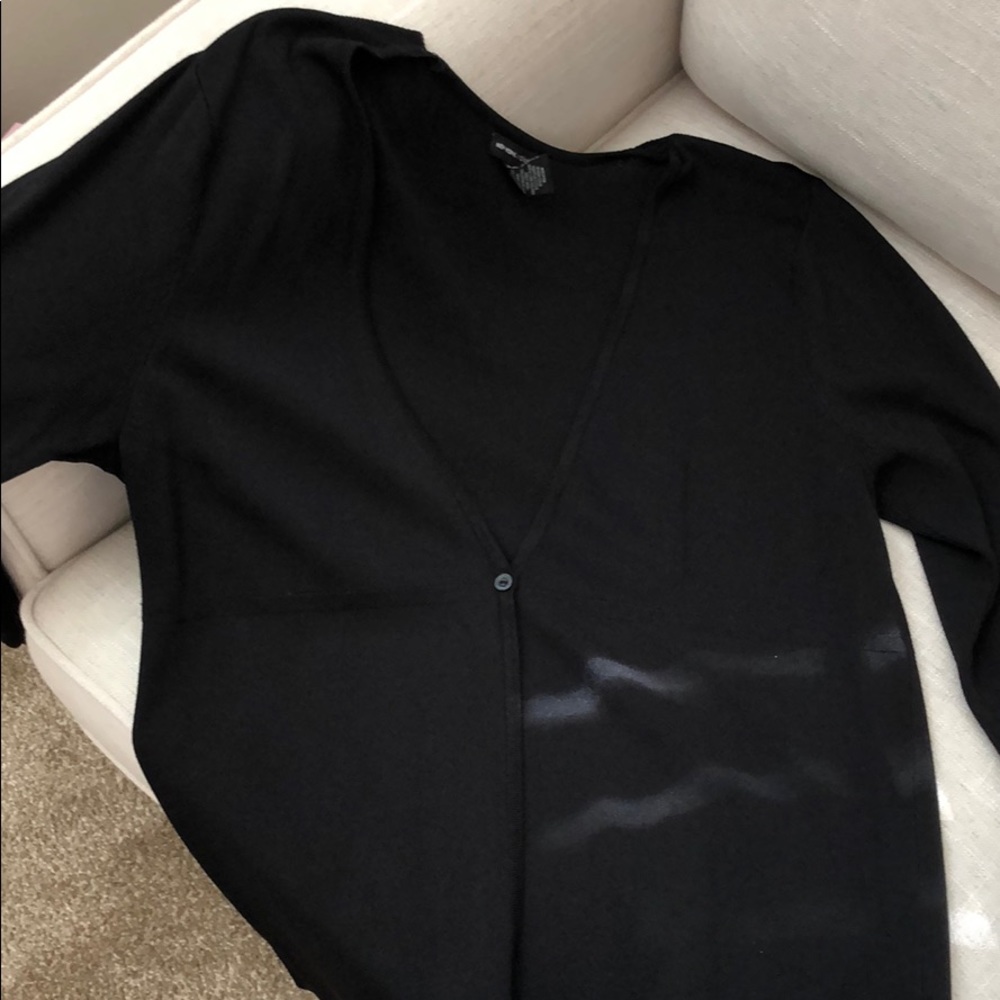 NY and CO sweater